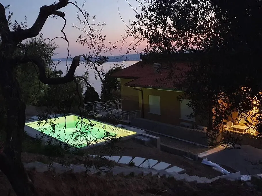 Villa Malu - Apt Mara - Piscina E Vista Lago Torri Del Benaco Italy
